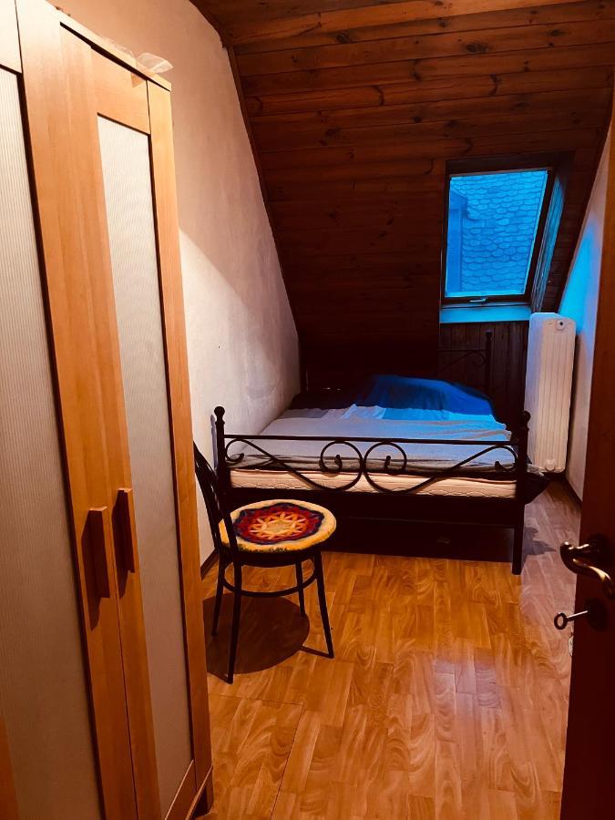 Private Room In Innerstadt Graz Exterior foto